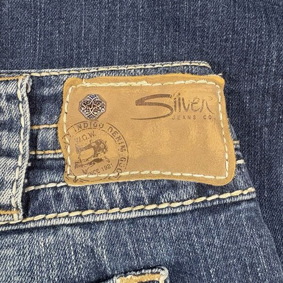 SILVER 'Twisted' Woman's Boot Cut Low-Rise Distressed Jeans W30/L35 - Picture 11 of 11